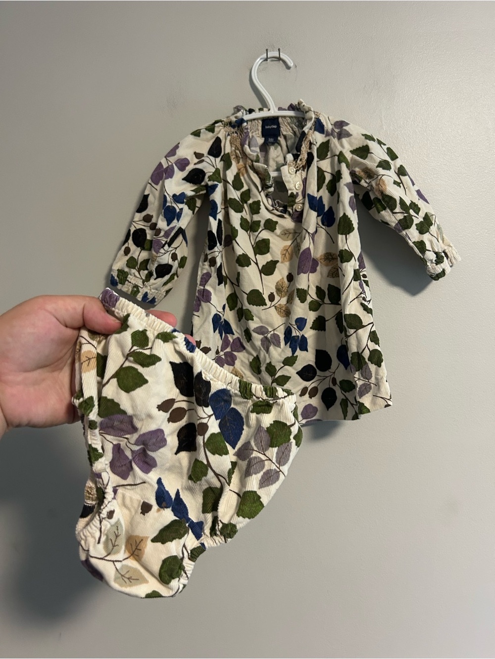 Gap 6/12m multicoloured leaf floral Long Sleeve Dress & Bloomer Set